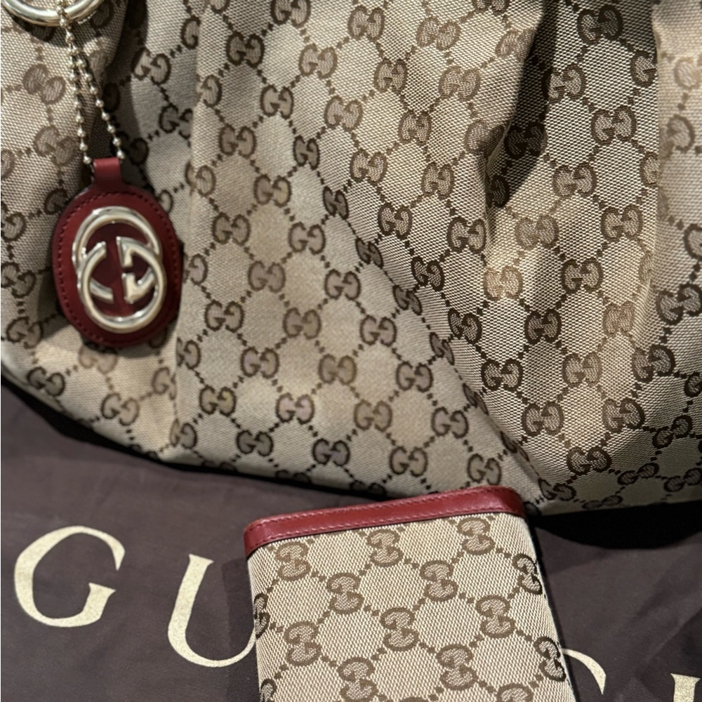 GUCCI 🔥 Tote & Wallet